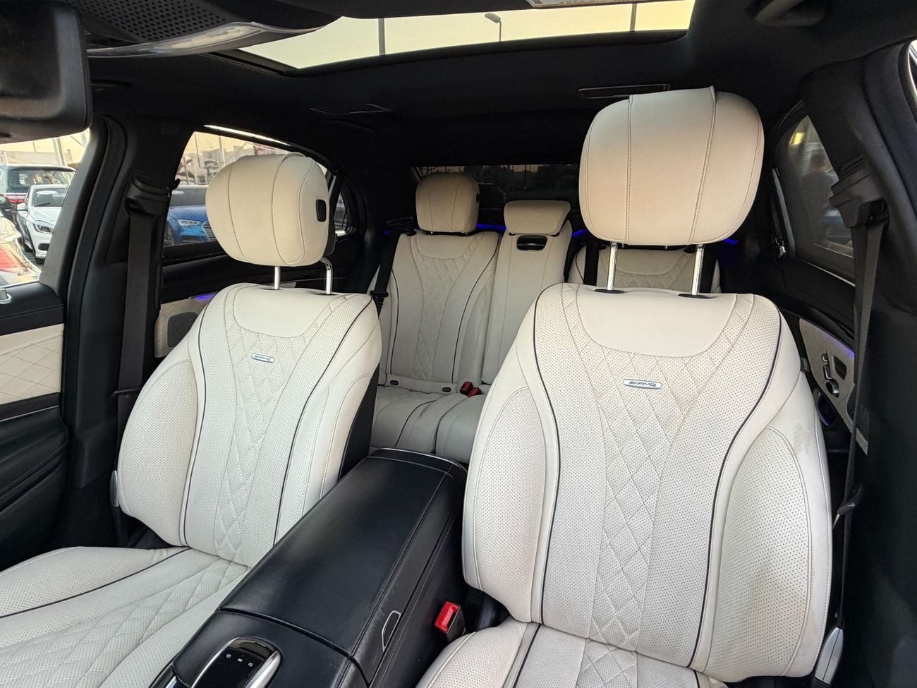 مرسيدس بنز S 560 STD AMG