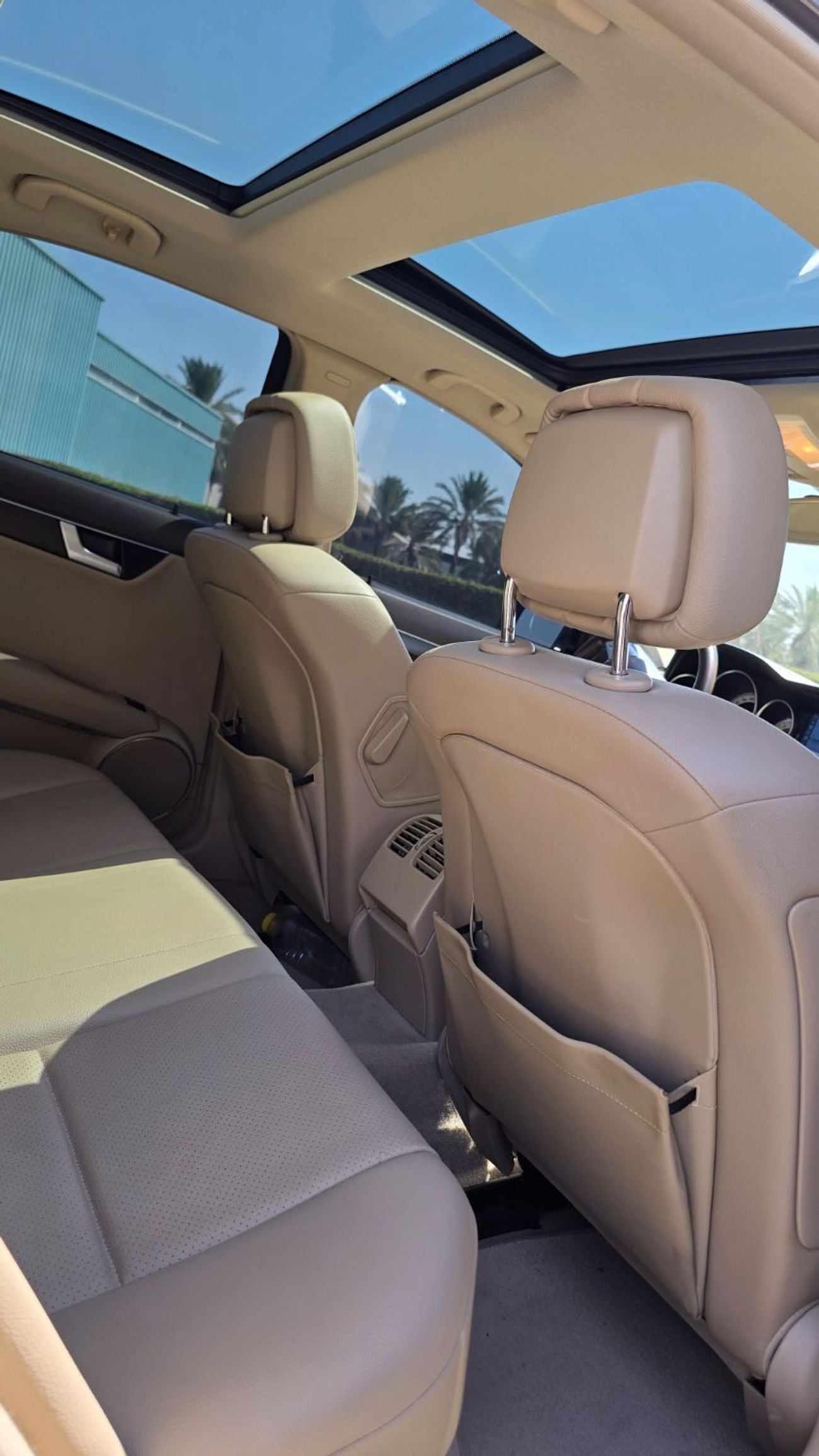 مرسيدس بنز C200 L