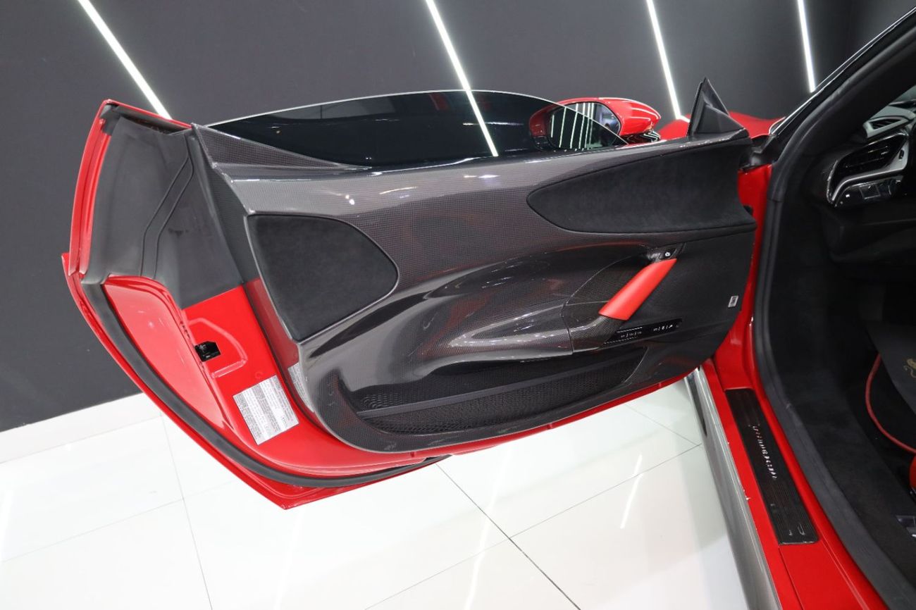 Ferrari SF90 Stradale 2022 SF90 Stradale, Asseto Fiorano Package, Carbon Ext/Int, JBL Audio, Al Tayer  Service Package!!