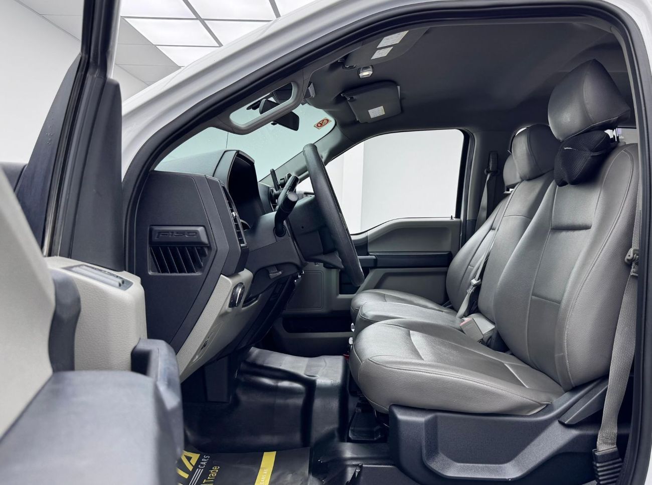 فورد F 150 2020 Ford F150LX, Aug 2025 Ford Warranty + Service Contract, Excellent Condition, Low Kms, GCC