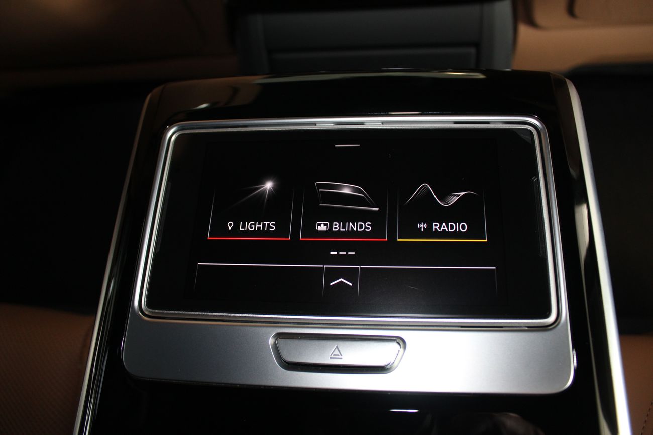 أودي S8 S8 TFSI quattro 571hp (Ref#5716)