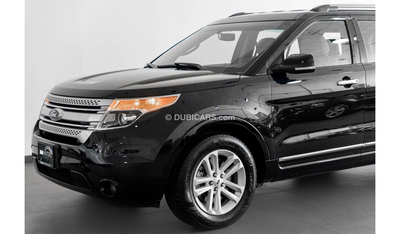 Ford Explorer 2015 Ford Explorer XLT 4x4 / Full-Service History