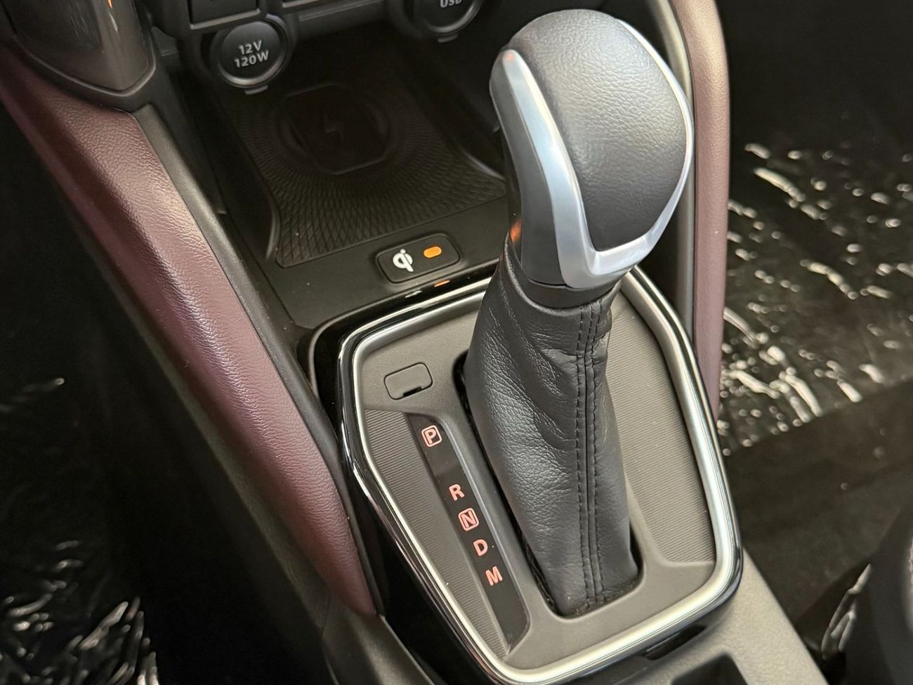 تويوتا أوربان كروزر URBAN CRUISER GLX 1.5 PANORAMA **EXPORT ONLY**التصدير فقط خارج الخليج***