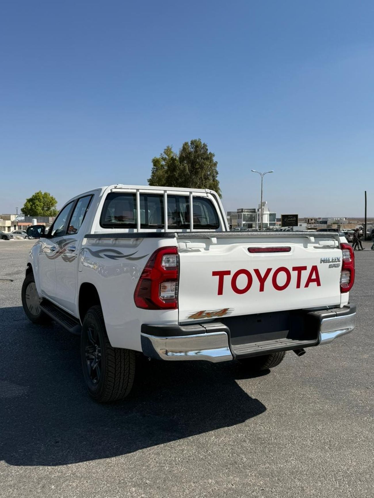 Toyota Hilux Toyota Hilux 2.7 AT Full option push start 2025