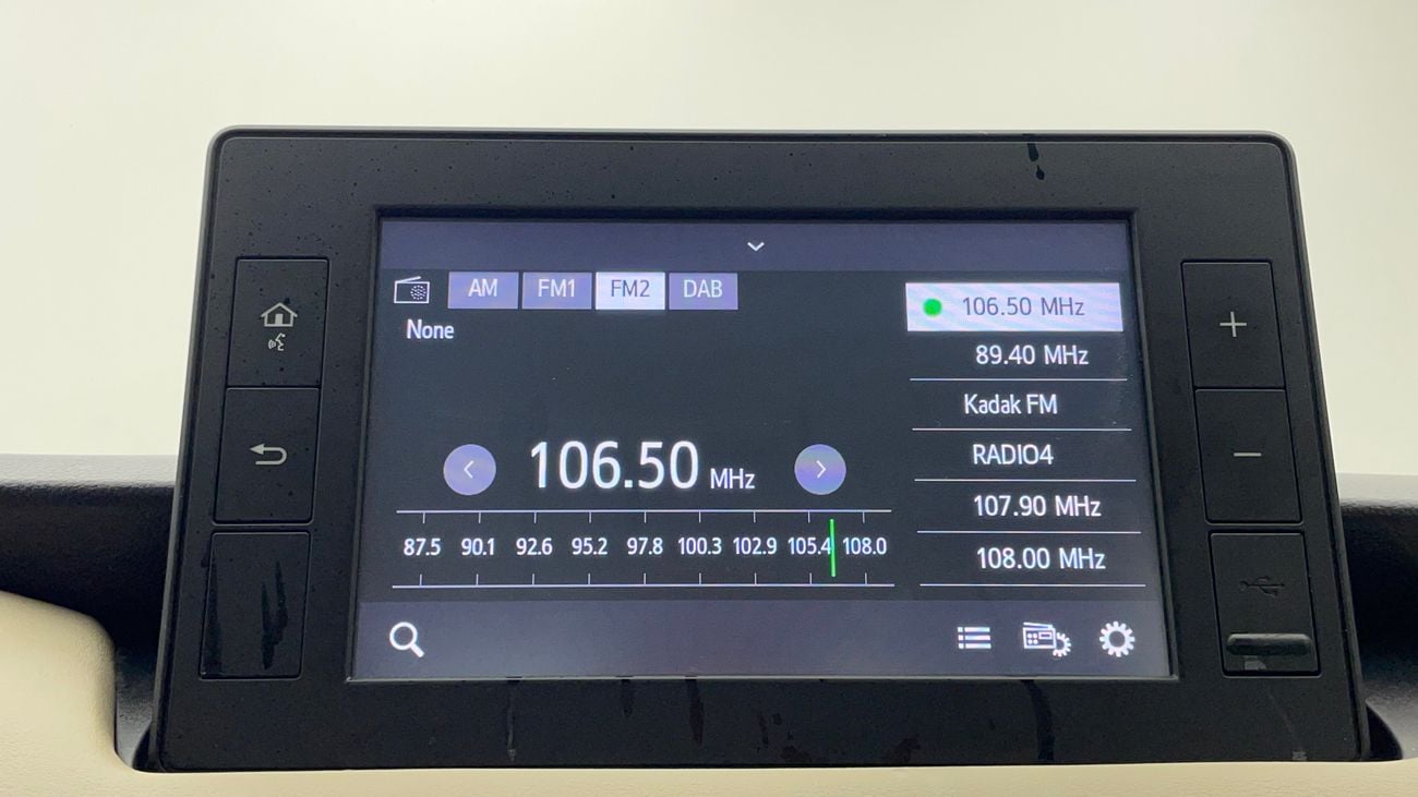 تويوتا يارس E 1.5 | بدون دفعة مقدمة | اختبار القيادة في المنزل