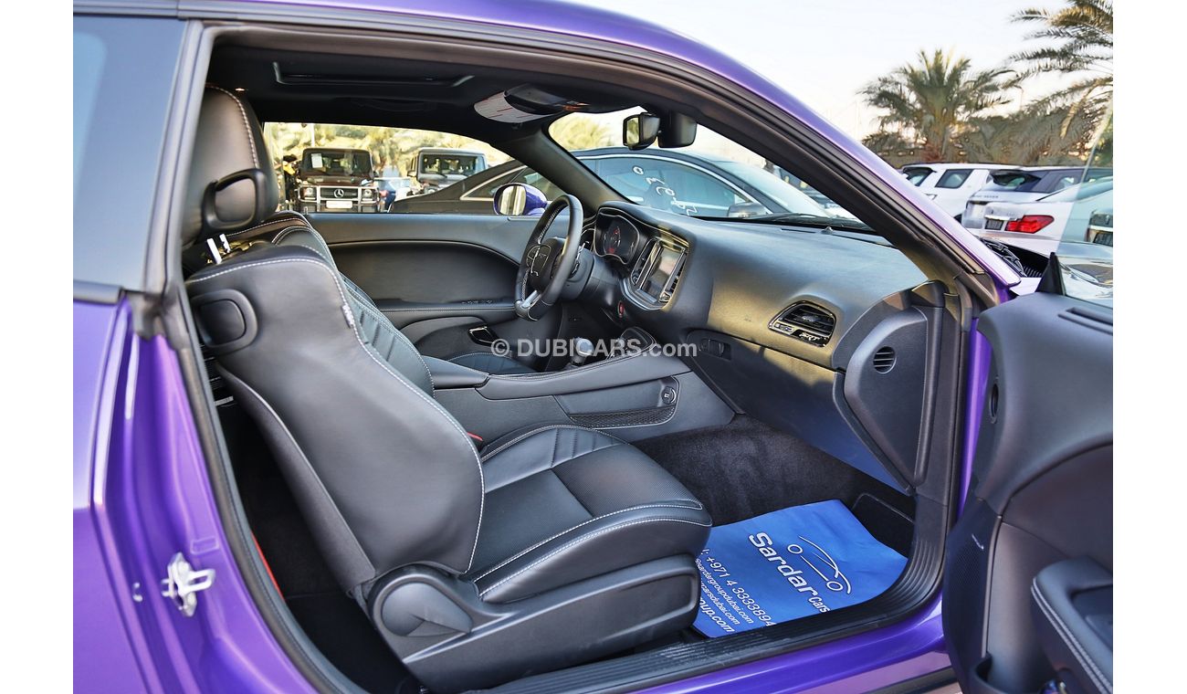 Dodge Challenger SRT Hellcat Supercharged