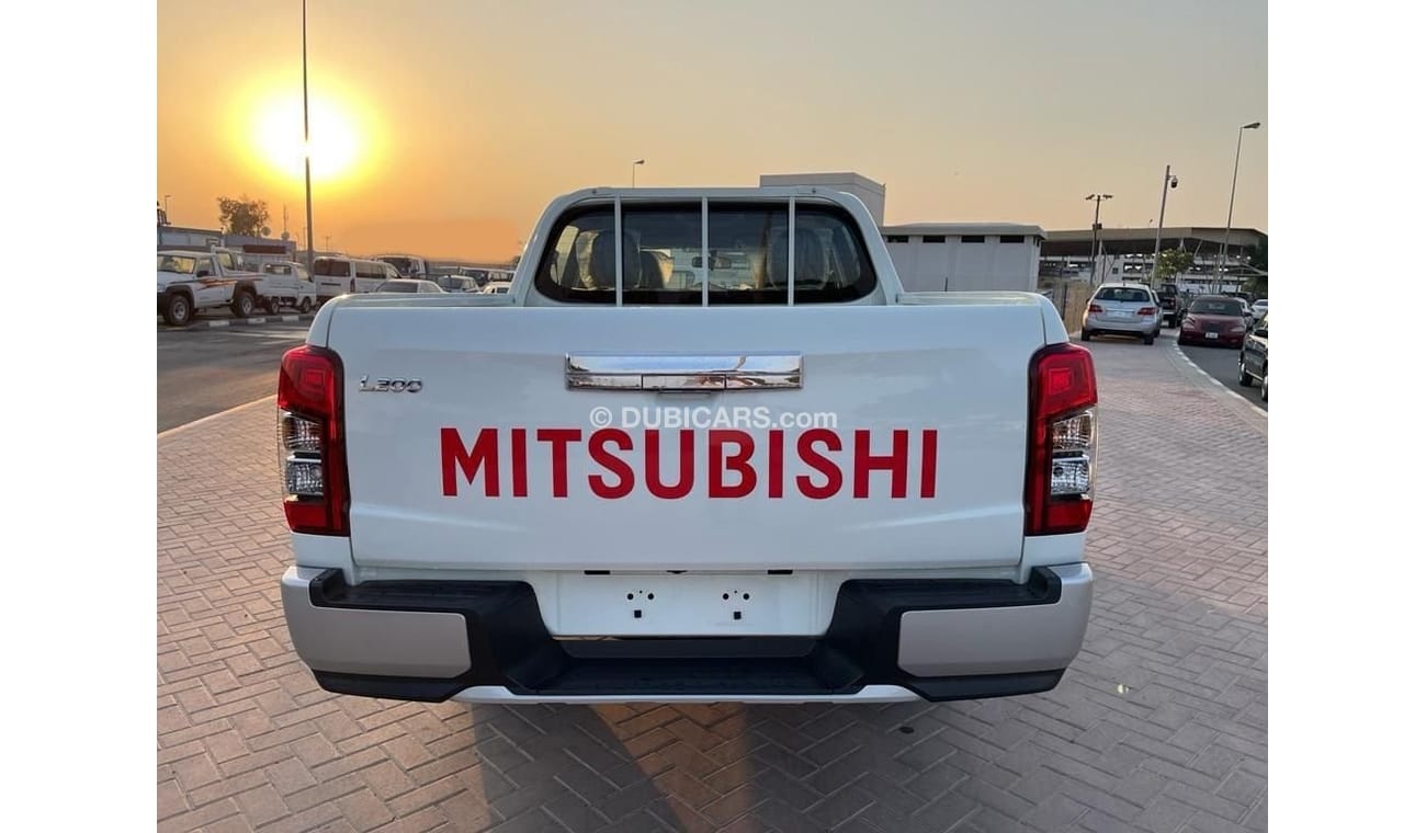 ميتسوبيشي L200 2.4L Diesel Double Cab GLS Manual