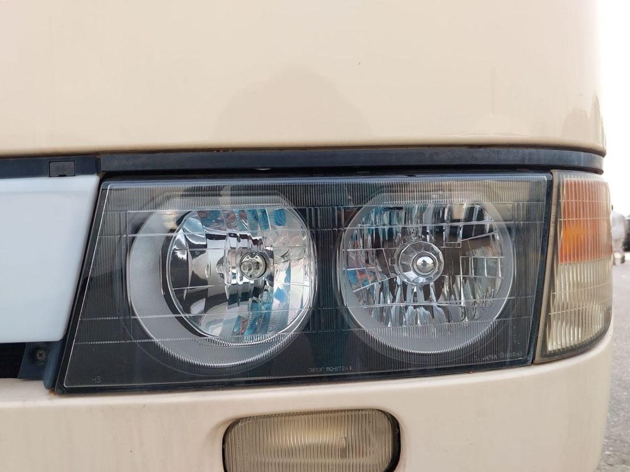 Mitsubishi Rosa MITSUBISHI ROSA BUS RHD 2005 MODEL 4.9 L DIESEL AUTOMATIC(PM00010)