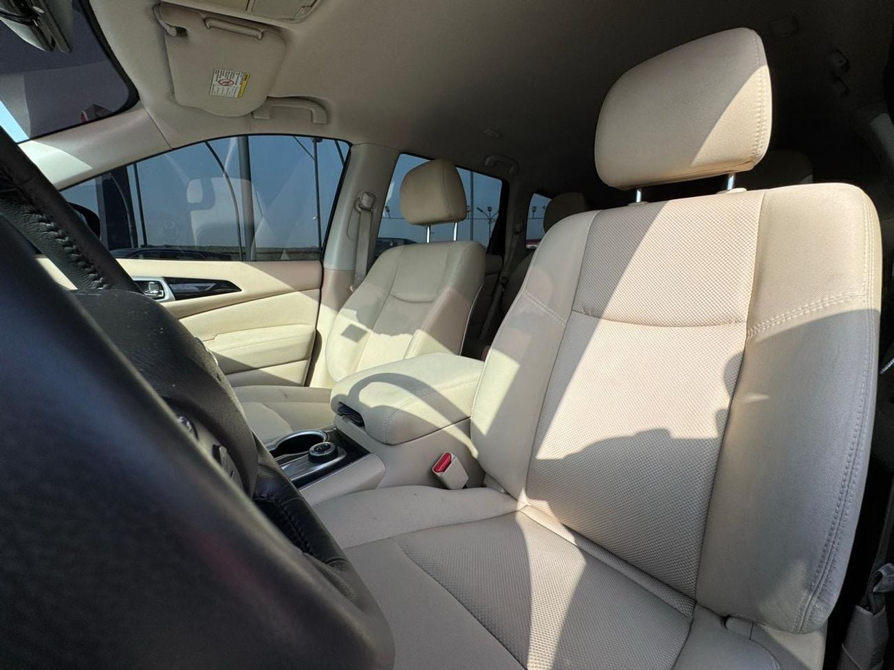 Nissan Pathfinder SL 3.5L (260 HP) 4WD