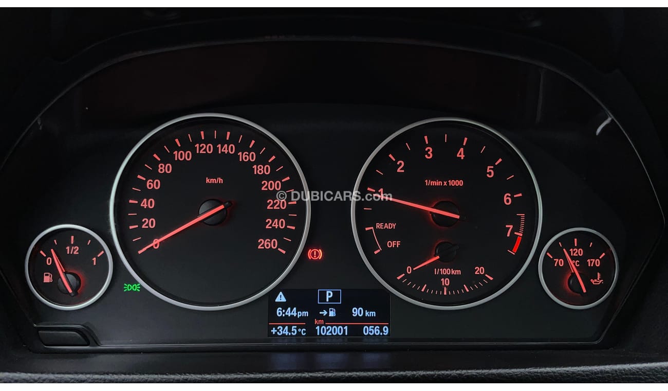 بي أم دبليو 318i EXCLUSIVE 1.5 | بدون دفعة مقدمة | اختبار قيادة مجاني للمنزل