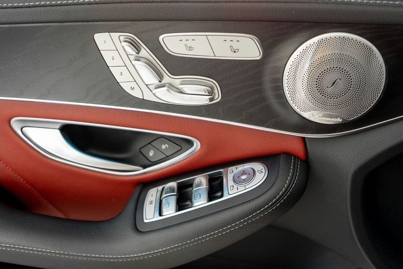 Mercedes-Benz C 43 AMG Std 3.0L C43 AMG 4Matic