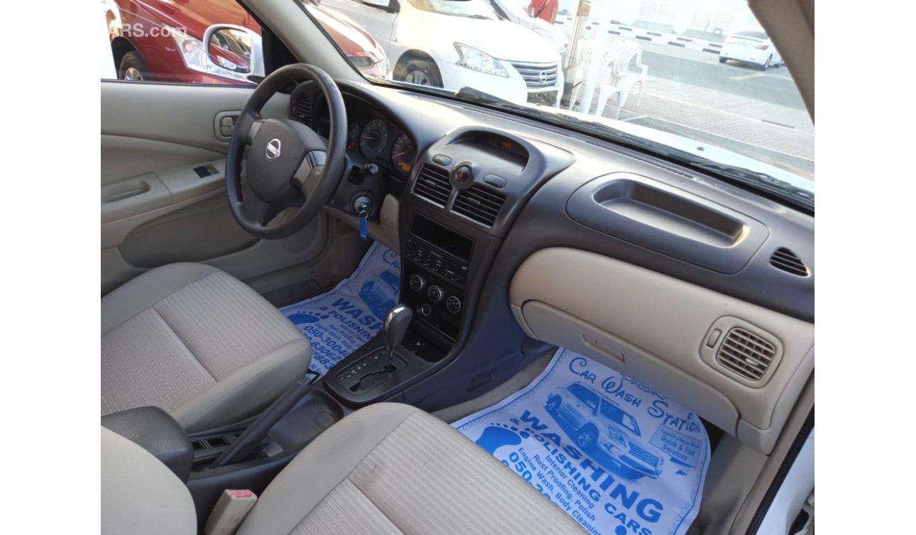 Nissan Sunny Nissan Sunny 2011 Gulf without accidents, clean inside and outside and does not need an expense