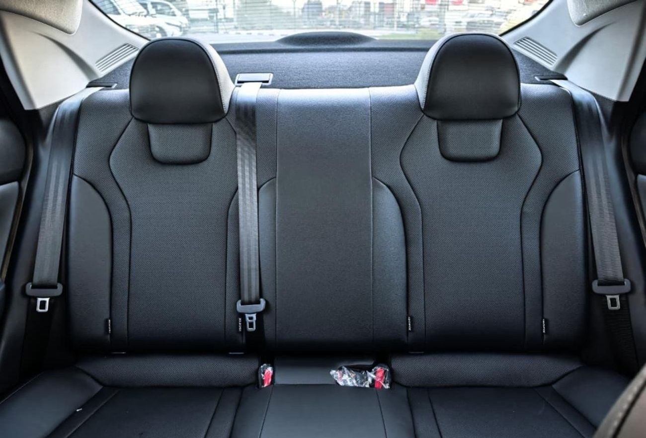 Hyundai Elantra Comfort 2.0L