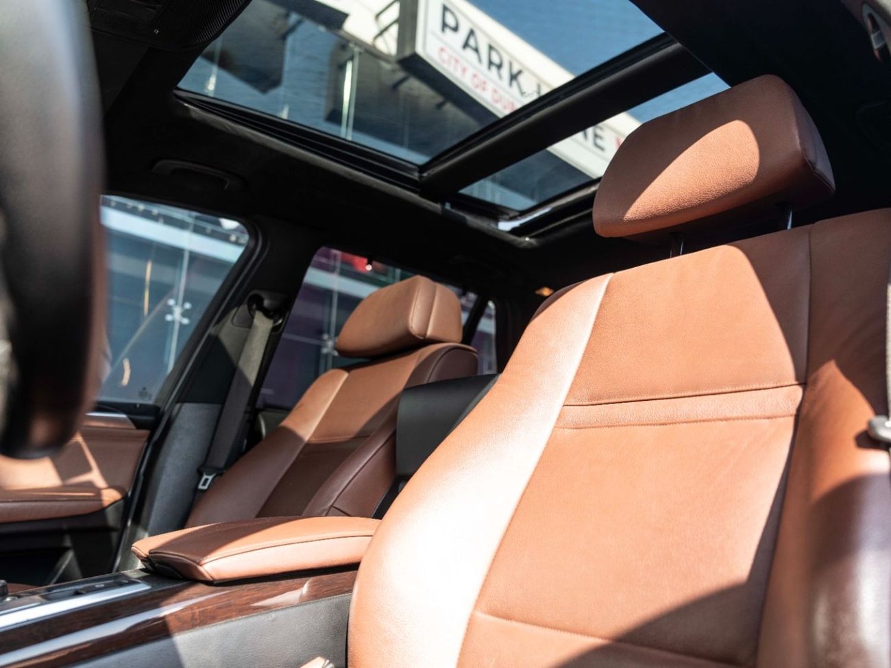 BMW X5 50i Luxury 4.4L (5 Seater)