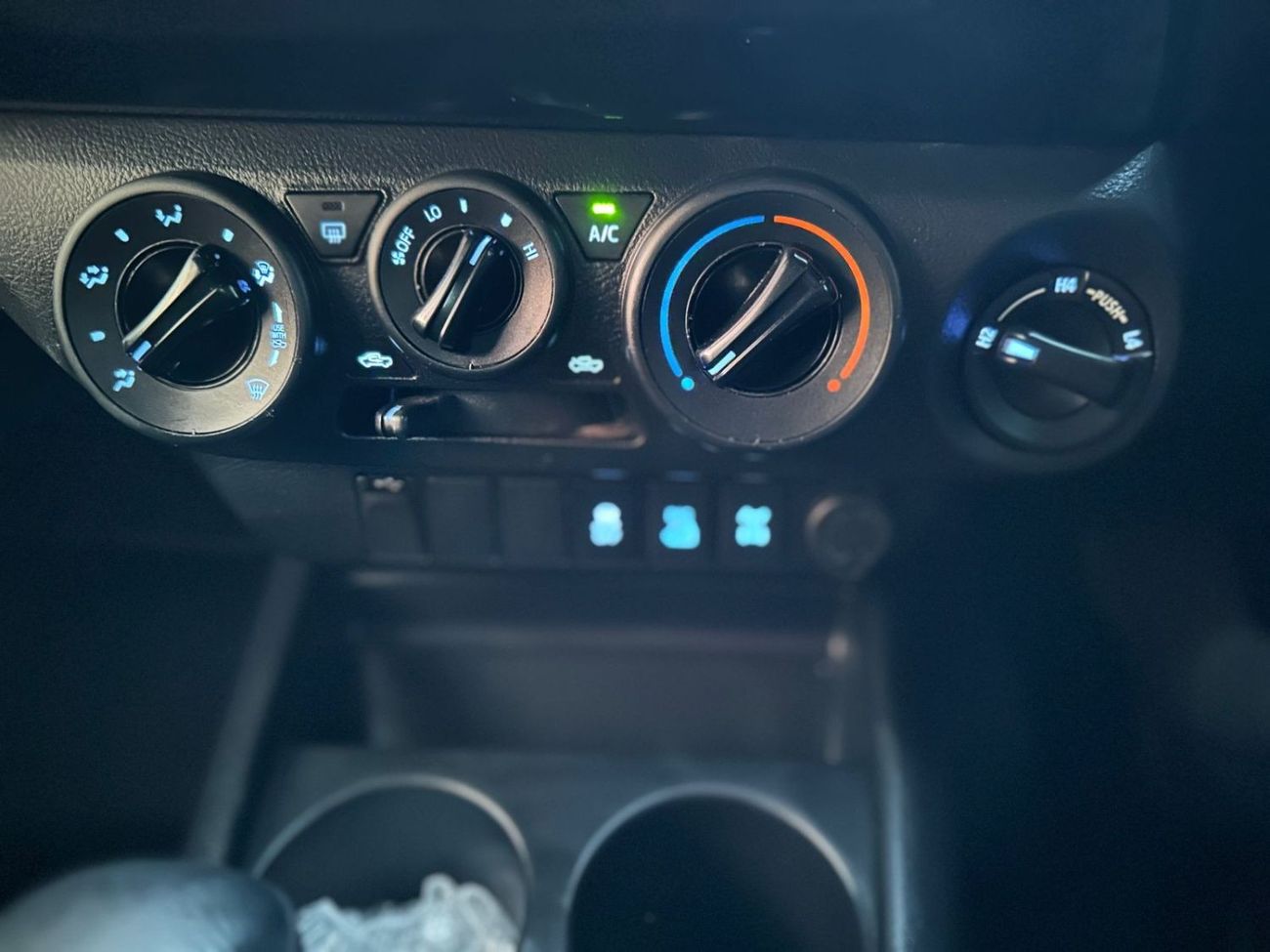 Toyota Hilux HEAVY MODIFICATION | PREMIUM ROOF RACK | SPORTS BAR WITH BASKET | SIDE BODY STICKER | 2.8L DIESEL | 