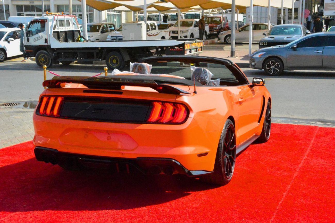 فورد موستانج GT Premium 5.0L (435 HP) Convertible A/T