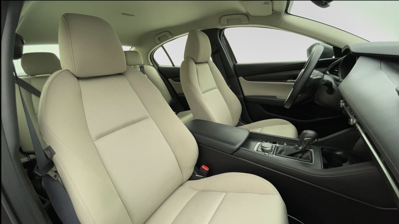 مازدا 3 SELECT 2 | بدون دفعة مقدمة | اختبار القيادة في المنزل