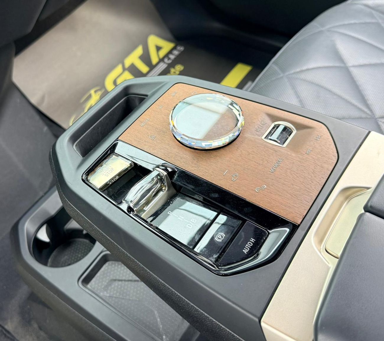 BMW iX 2024 BMW iX xDrive50, 2027 BMW Warranty, 2029 BMW Service Pack, Full BMW Service History,Low Km, GCC