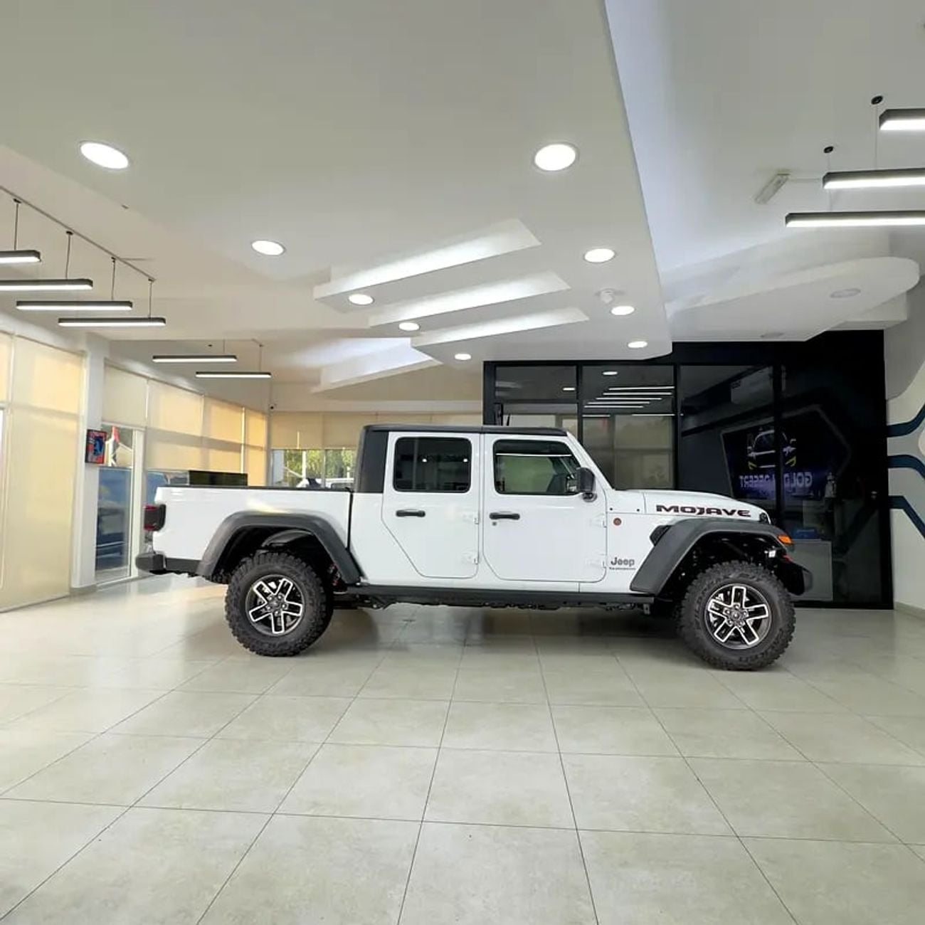 جيب جلادياتور MOJAVE 3.6L V6