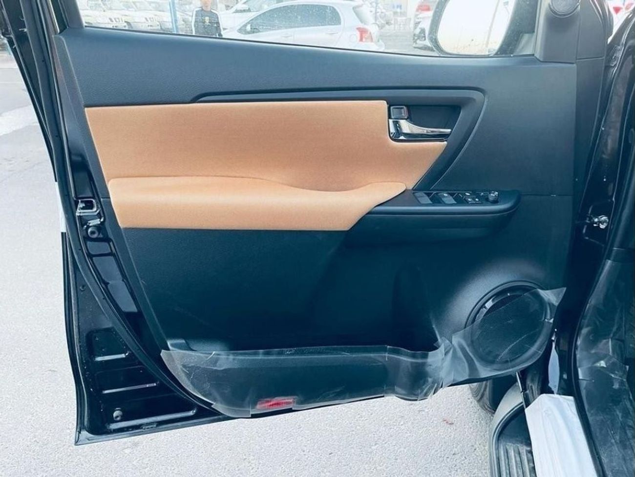 Toyota Fortuner TOYOTA FORTUNER 2.7L 4WD 2023 MODEL EXPORT PRICE 112000 AED