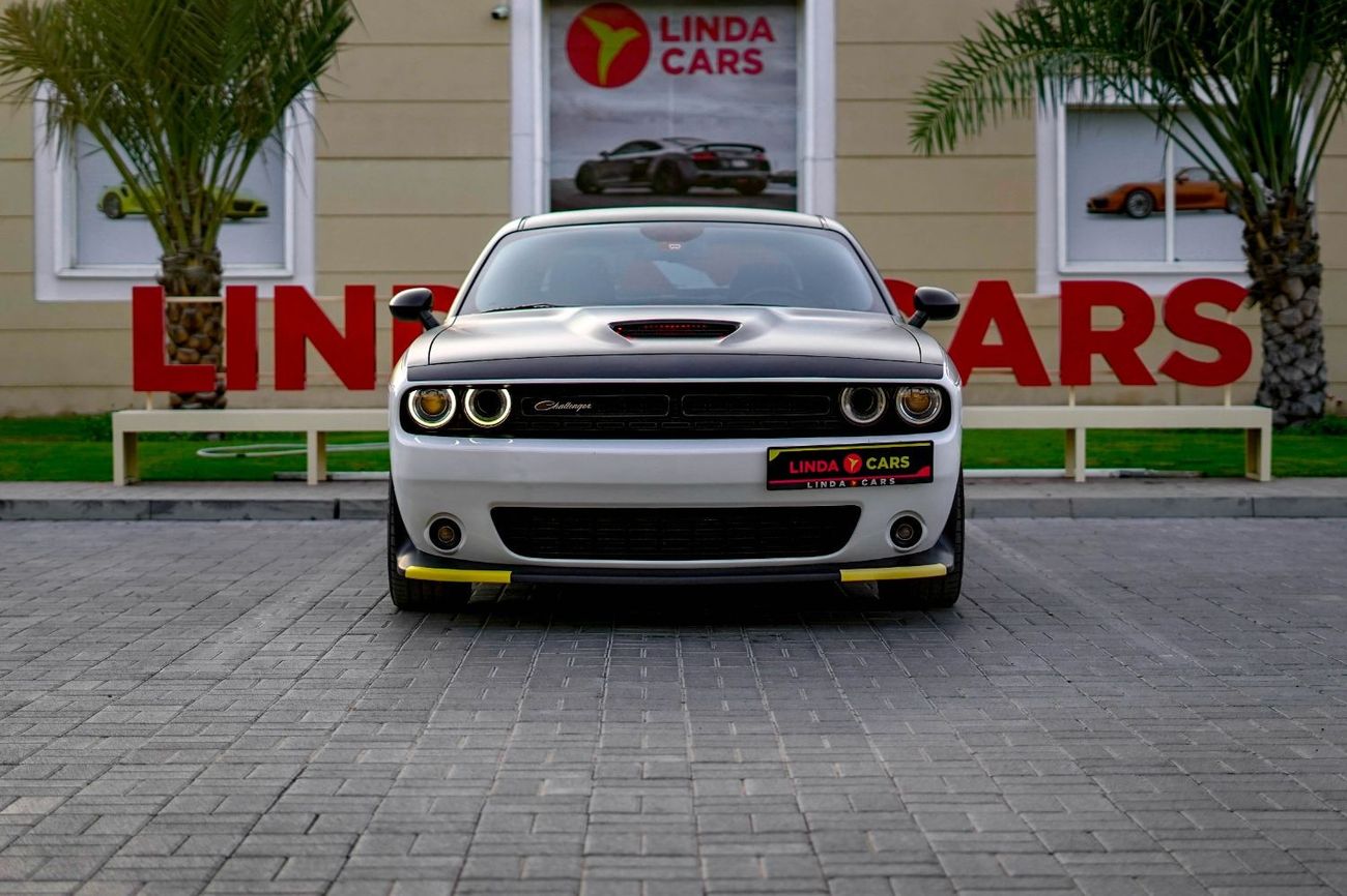 Used Dodge Challenger R/T Plus 2019 for sale in Dubai - 738078