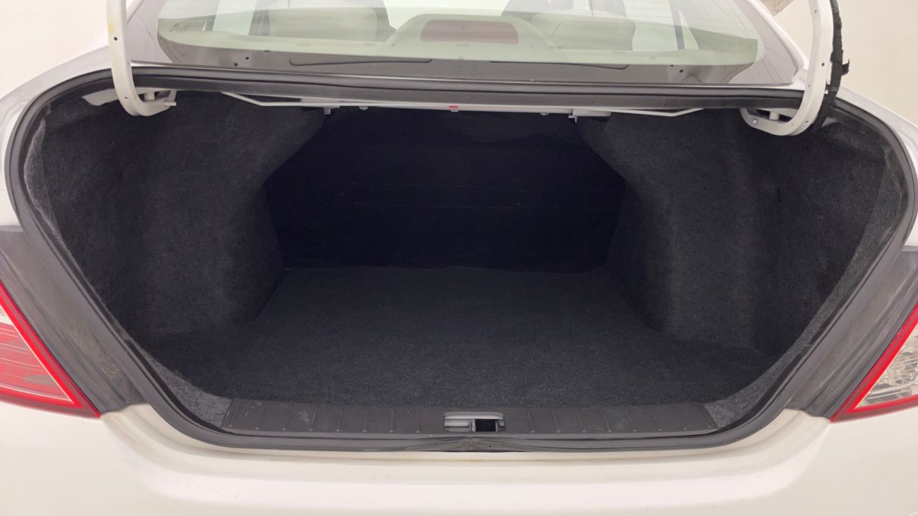 نيسان صني SV 1.5 | بدون دفعة مقدمة | اختبار القيادة في المنزل