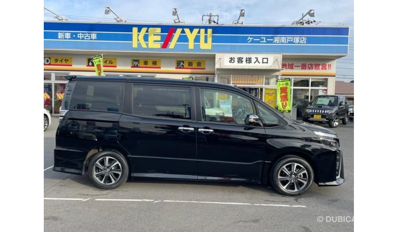 Toyota Voxy ZRR80W