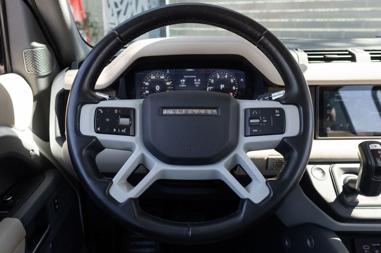 Land Rover Defender Land Rover Defender 110 S P300 2021 GCC | Warranty