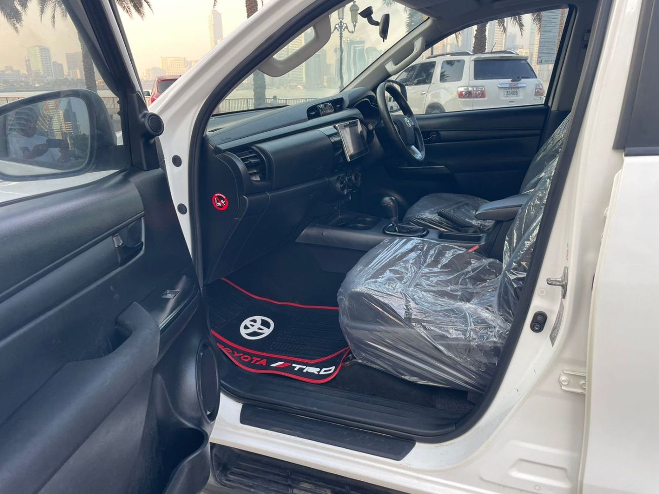 Toyota Hilux Toyota Hilux D4D Engine 2.8 Diesel Transmission colour white Automatic Interior Black D4D 4DOOR 5sea