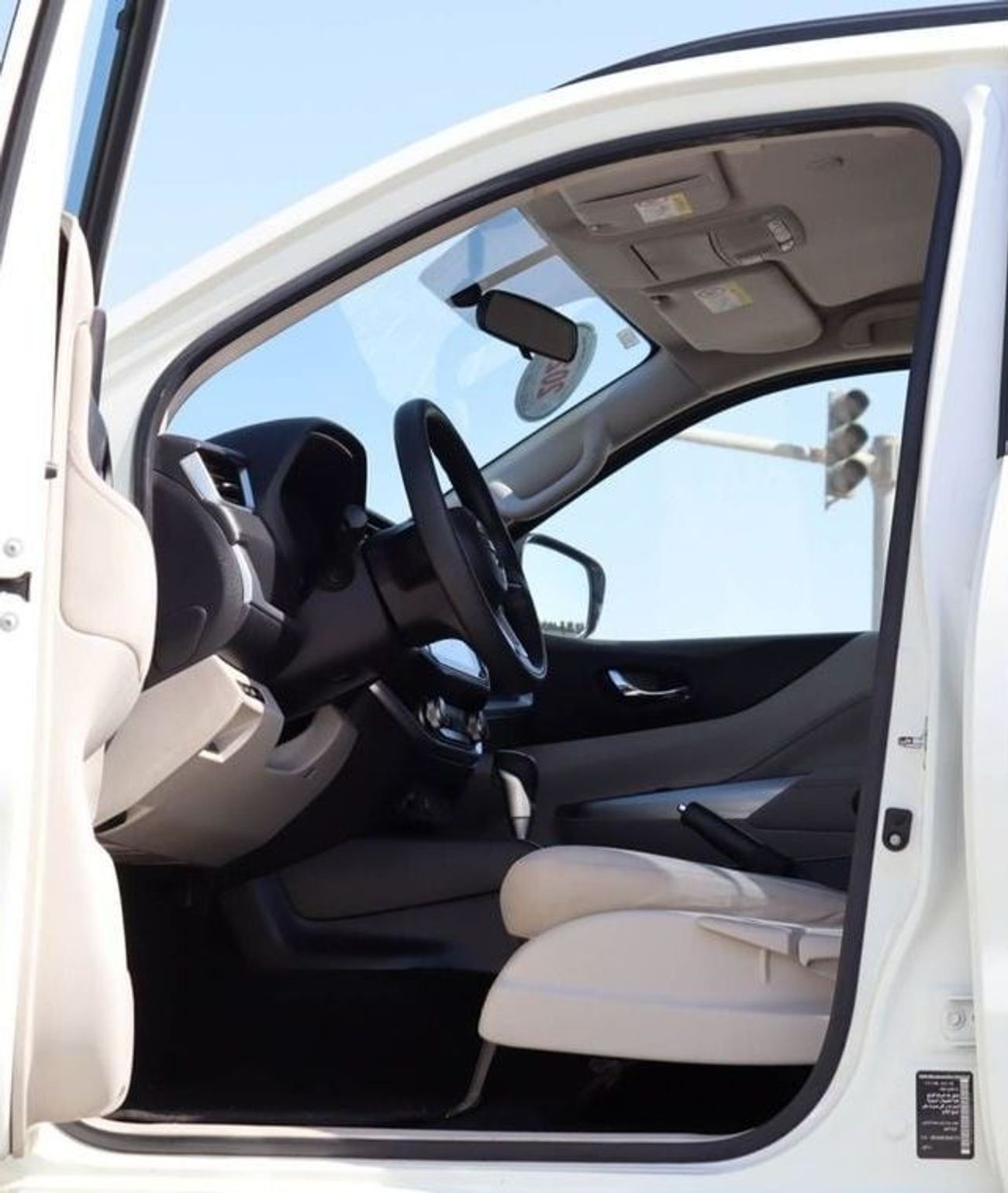 نيسان إكستيرا SE 2.5L FWD Nissan x-terra 2.5L 2022 SE GCC accident-free in excellent condition 1264 P.M