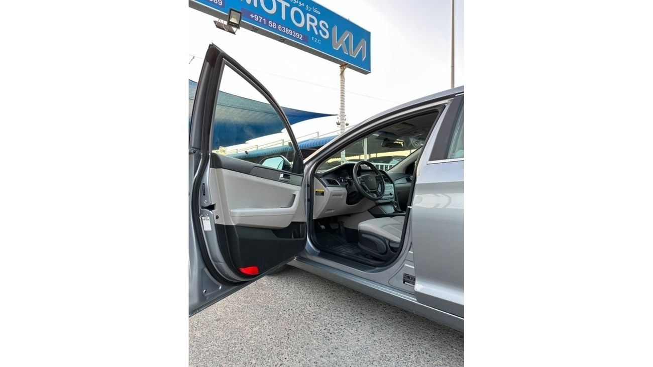 هيونداي سوناتا GL هيونداي سوناتا 2017 بمحرك سعة 2.4 لتر. بحالة جيدة