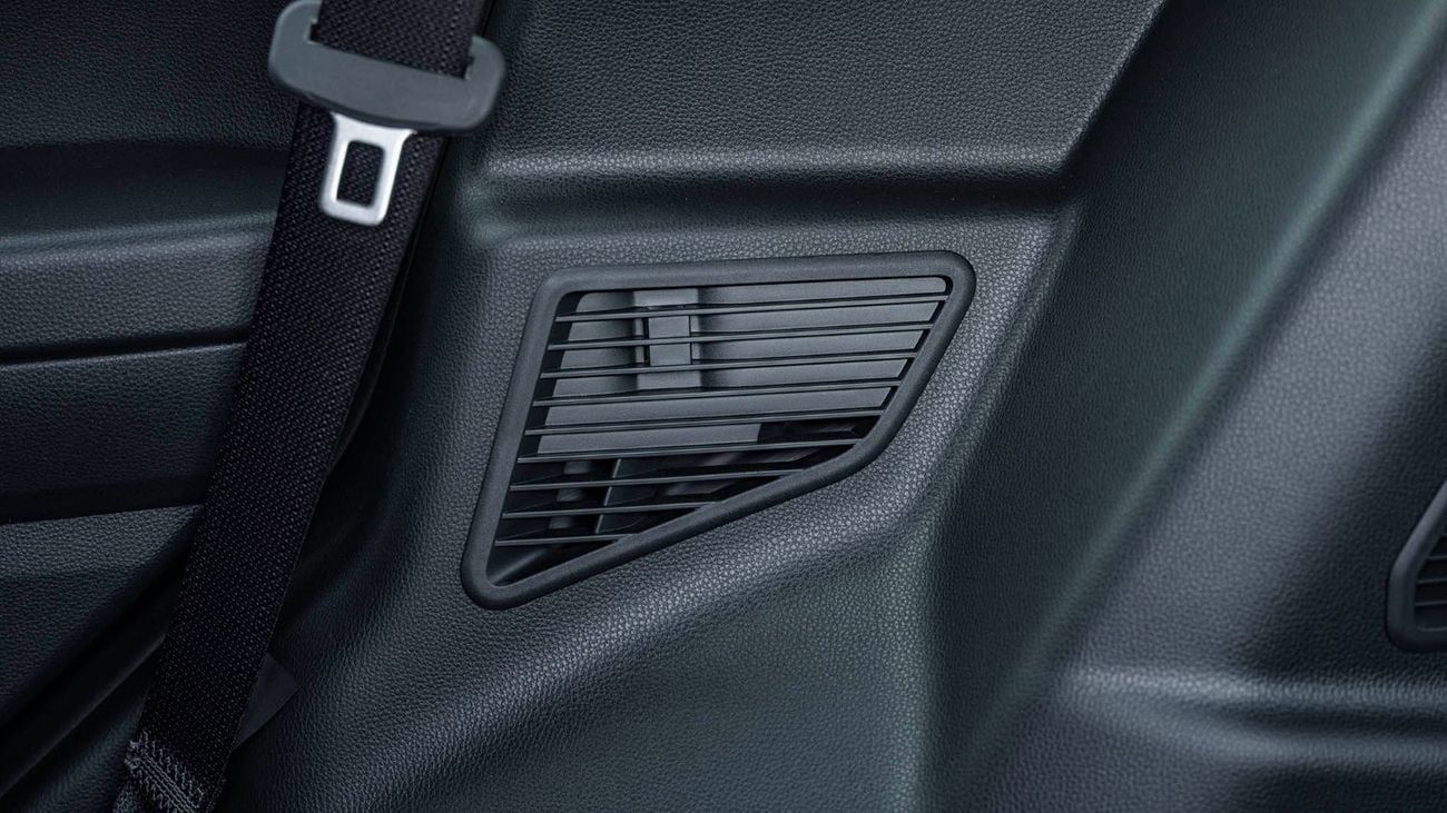 تويوتا برادو 2024 Toyota Prado DSL Basic 2.8L Diesel AT