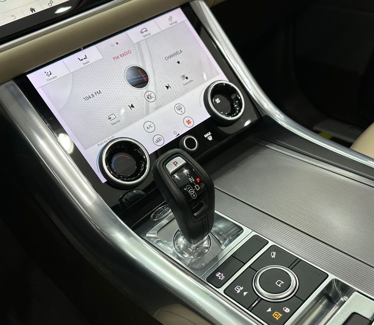 Land Rover Range Rover Sport 2020 Range Rover Sport HSE V6, Warranty, Full Range Rover Service History, Full Options, GCC