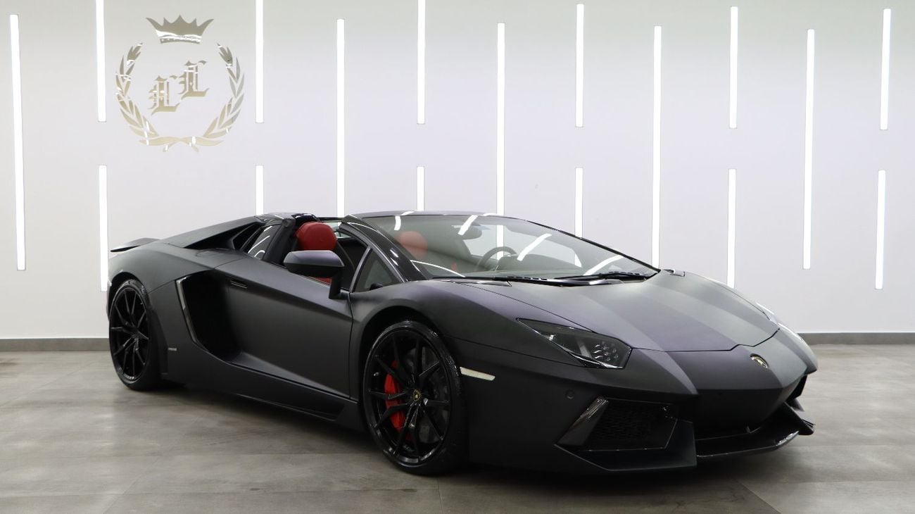 Lamborghini Aventador Lamborghini Avantador 2015 Roadster  6.5L V12 Excellent Condition