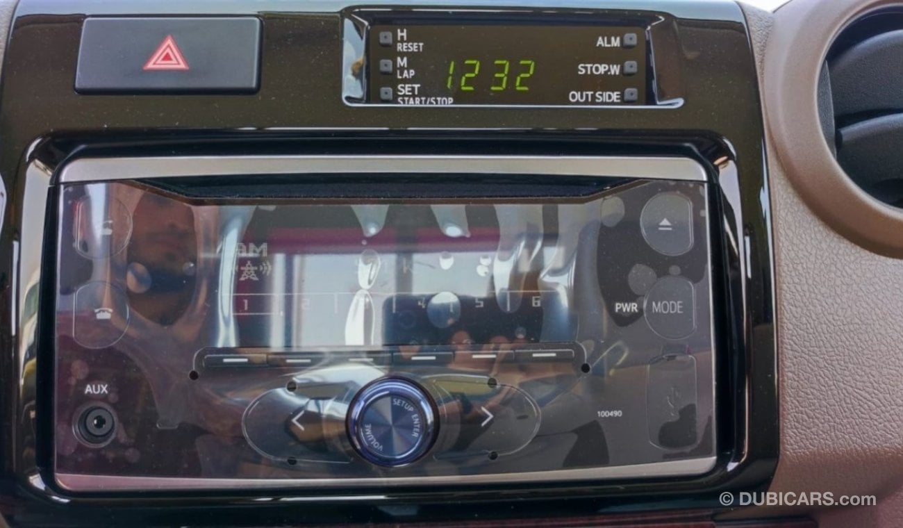 تويوتا لاند كروزر بيك آب LC 4.5L Diesel, 2023, 4x4, V8, Single Cab, (70 series)
