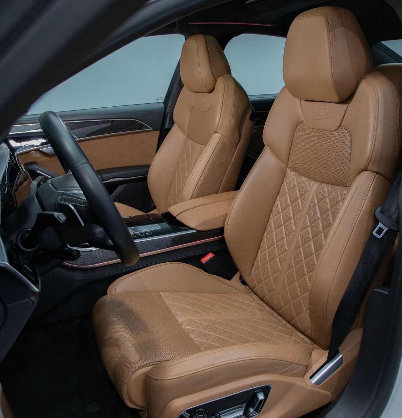 أودي S8 Black Edition