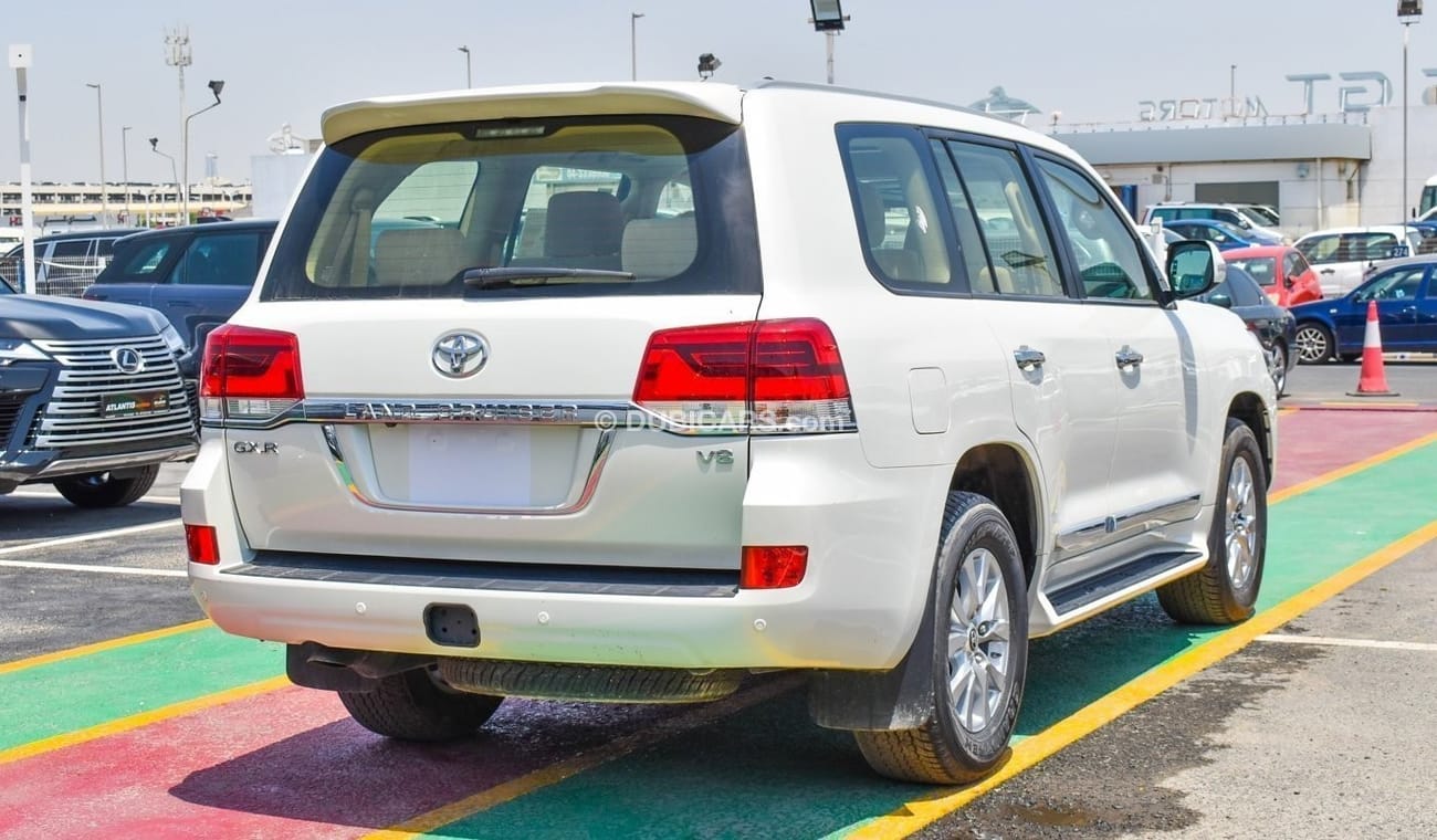 Toyota Land Cruiser GXR V8 Diesel