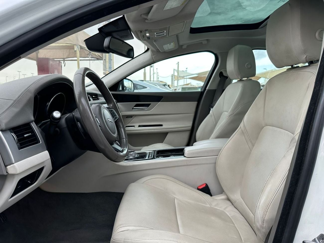 Jaguar XF Prestige 3.0L JAGUAR XF V6 SUPERCHARGER | 2016 | FULL OPTIONS | AMIRCAN