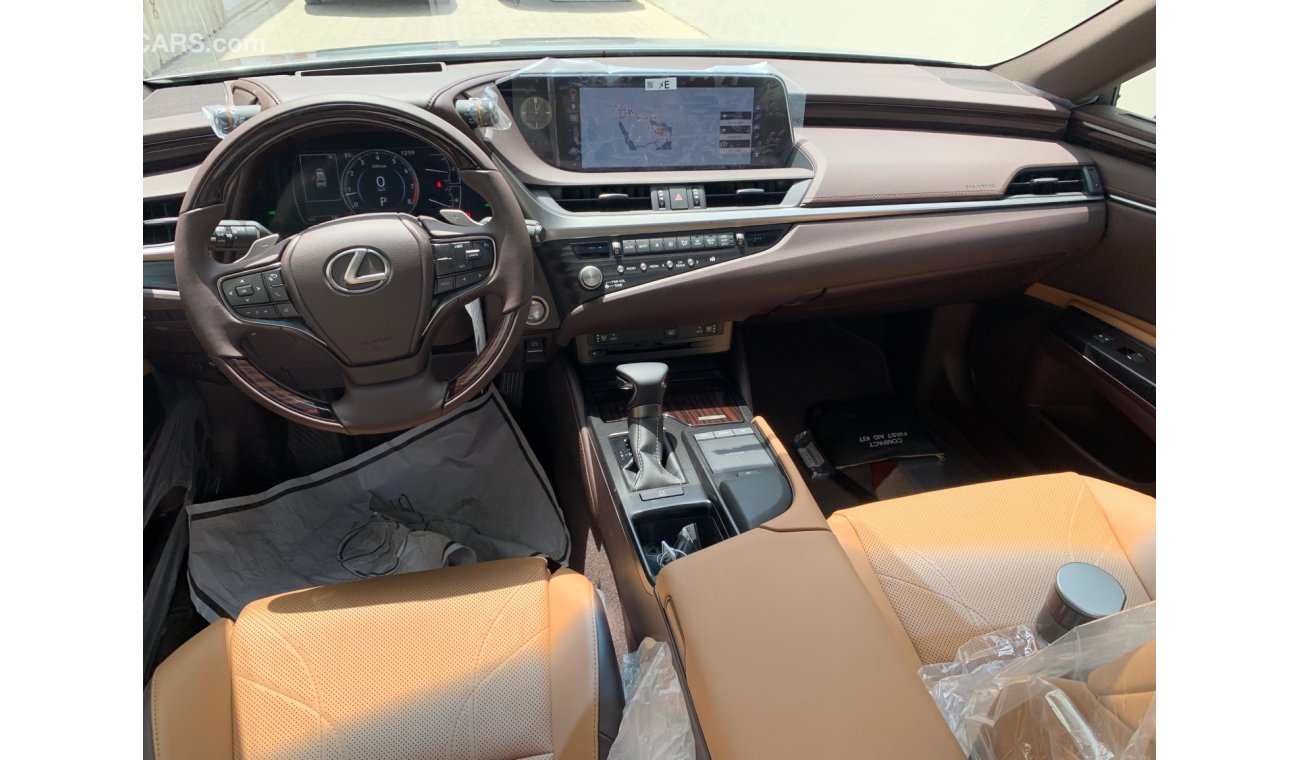 Lexus ES350 MID OPTION 2021 PANORAMIC / BLINDSPOT/ NAVIGATION ( RAMDAN OFFERS ) PRODUCTION 2021