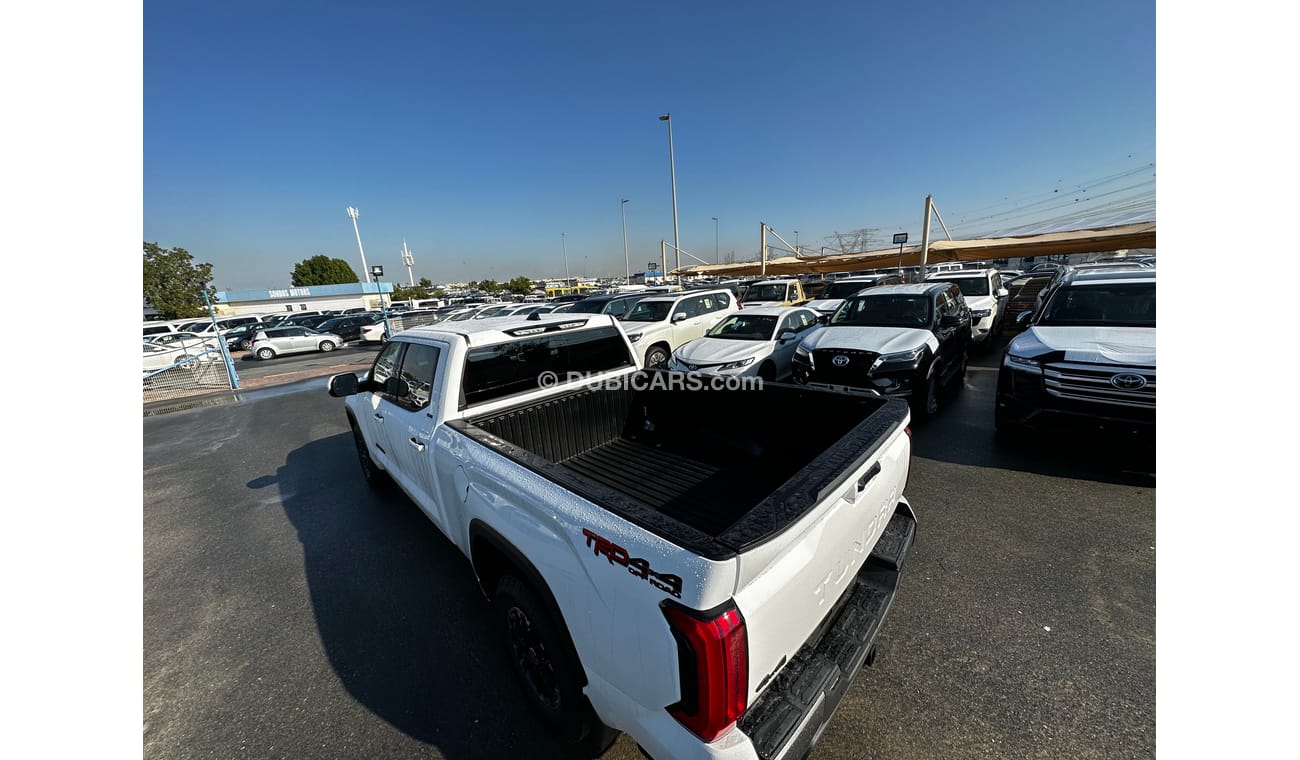 تويوتا تاندرا Crewmax SR5 Trd Offroad V6 3.5L Petrol 4x4 AT