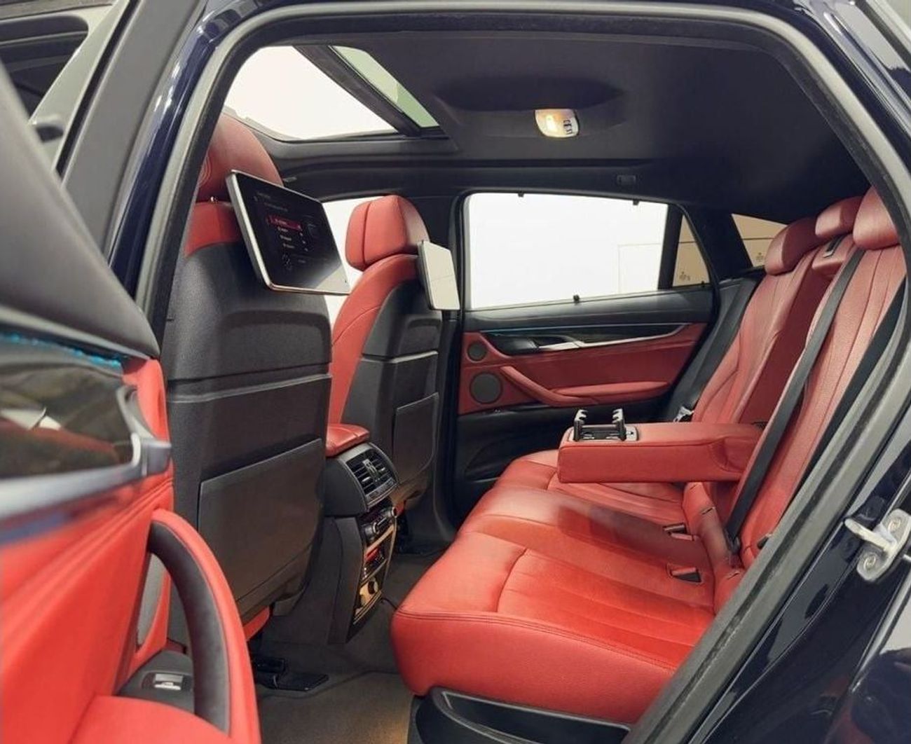 بي أم دبليو X6 xDrive35i 2019 BMW X6 xDrive35i, Sep 2025 BMW Warranty + Service Pack, GCC