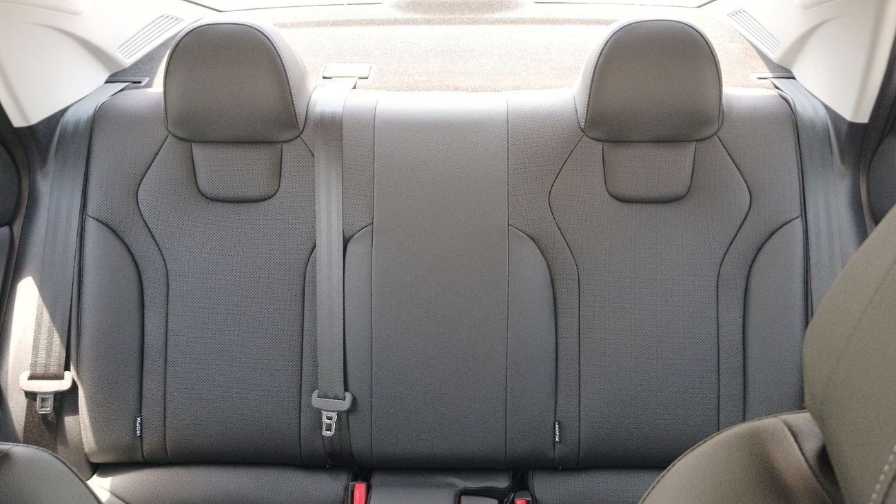 Hyundai Elantra Hyundai Elantra 1.5L Petrol 2025YM