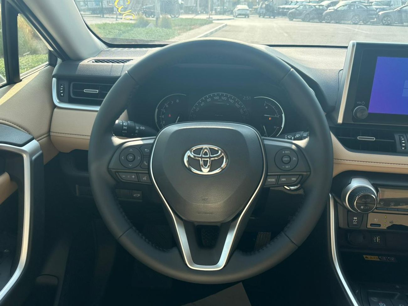 Toyota RAV4 2.5 LIMITED , PETROL , MEMORY SEAT, WIRELESS CHARGER ,PANORAMIC ROOF, FULL OPTION MODEL 2025