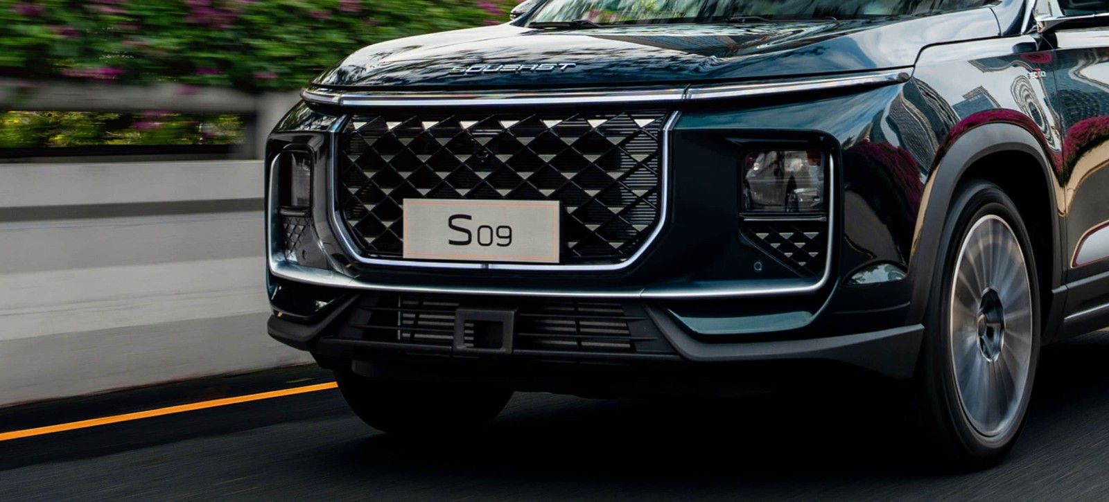 Soueast S09 exterior - Grill