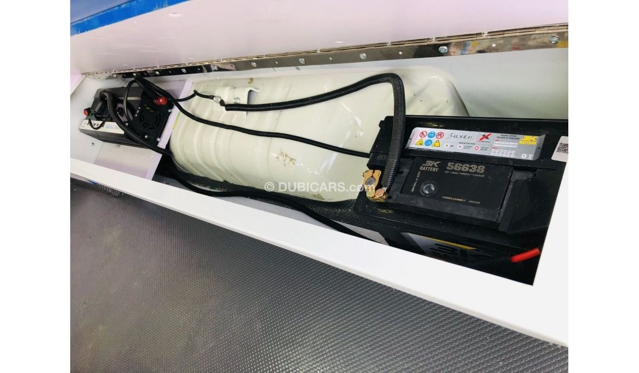 Toyota Land Cruiser 70 Mobile Clinic