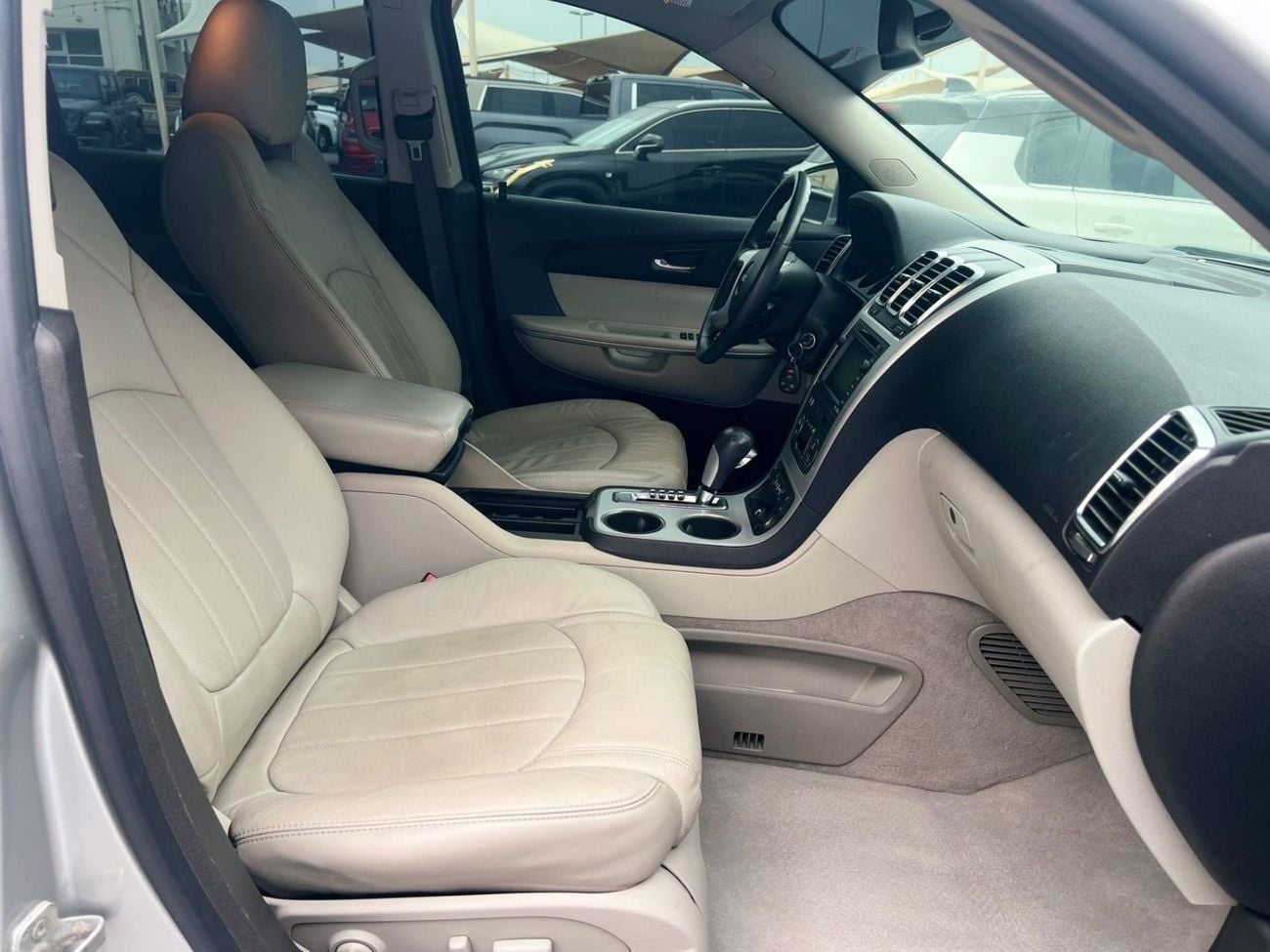 جي أم سي أكاديا خليجي