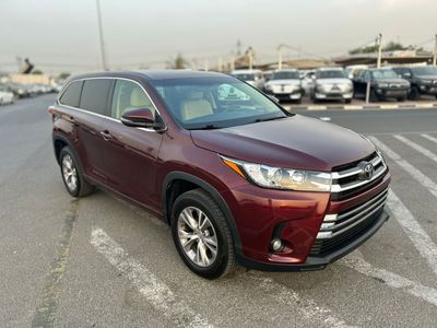 Toyota Highlander 2015 Toyota Highlander LE+ MidOption - Trunk Auto - 7 Seater - Electric Seats -