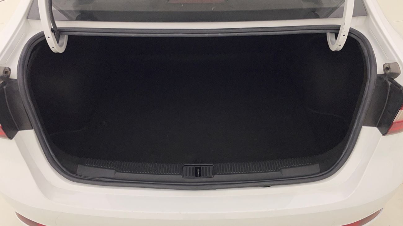 أم جي 5 STD 1.5 | بدون دفعة مقدمة | اختبار القيادة في المنزل