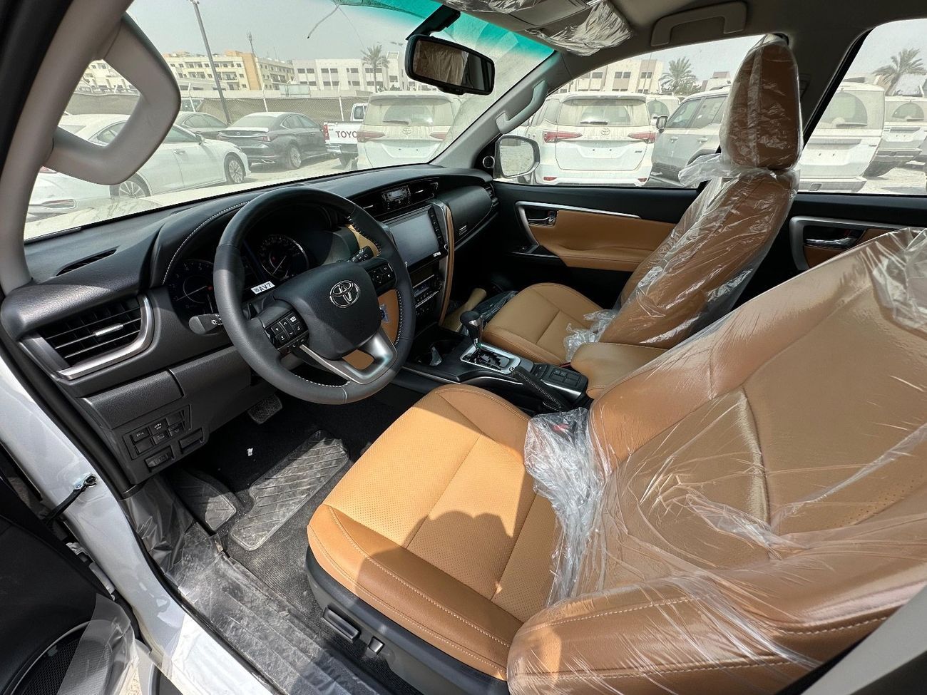 تويوتا فورتونر VXR 4.0L (278 HP)