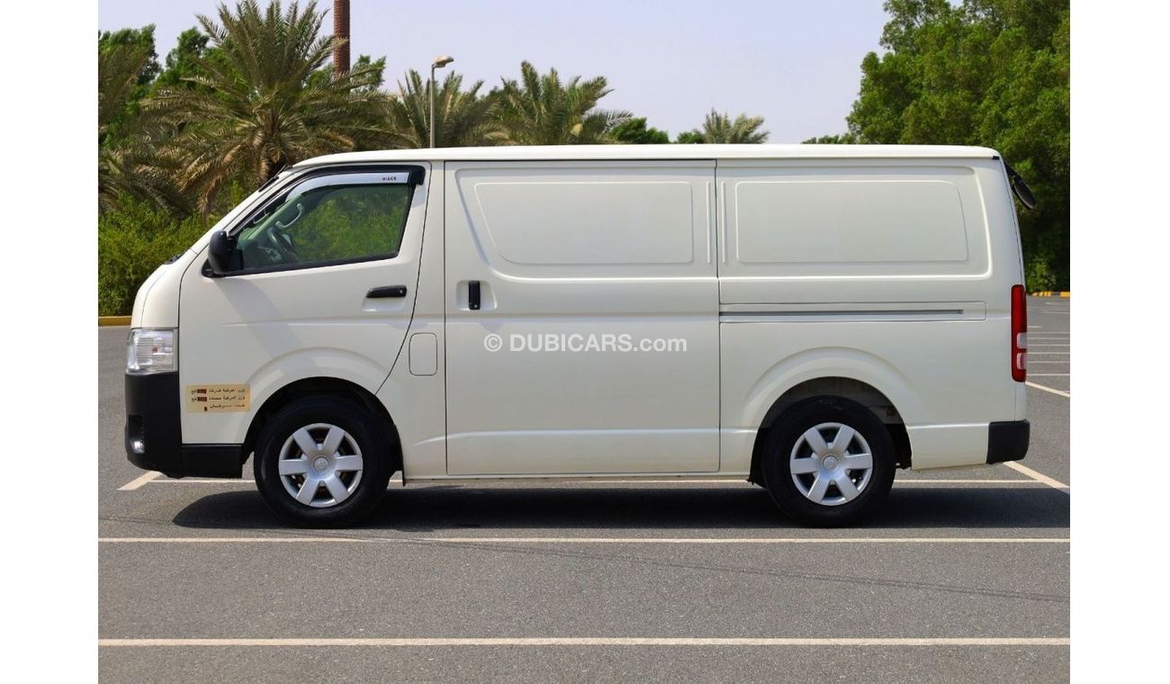 Toyota Hiace GL - Standard Roof M/T - Petrol | GCC Specs - Well Maintained Dry Delivery Van